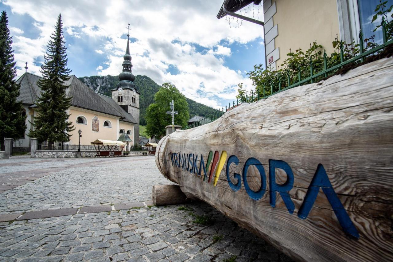 Apartment Spica - Private Parking Kranjska Gora Buitenkant foto